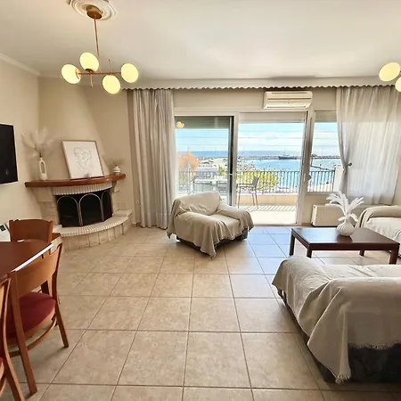 Zozi's N Moudania Apartamento *