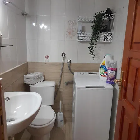 Zozi's N Moudania Apartamento *